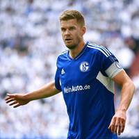 Simon Terodde bleibt dem FC Schalke 04 erhalten. Am Tag nach der Verkündung seines Verbleibs erklärt der Stürmer seinen Entschluss.