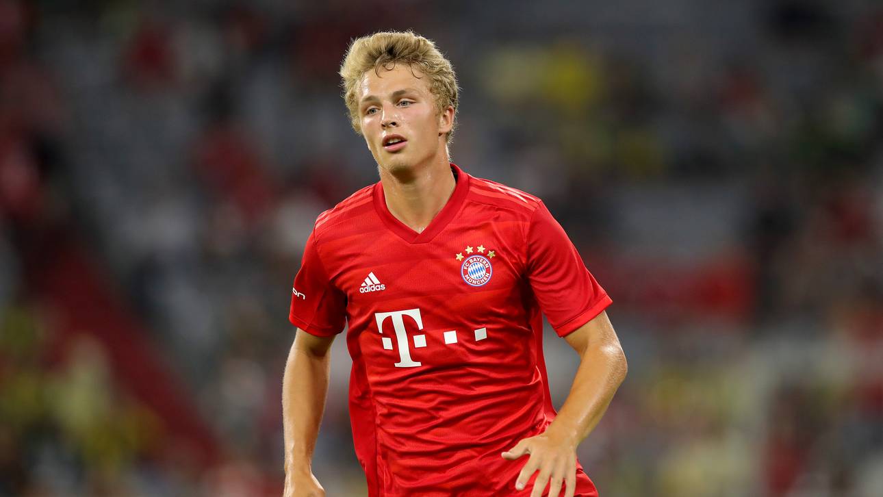 Bayern II siegt mit Arp und Davies