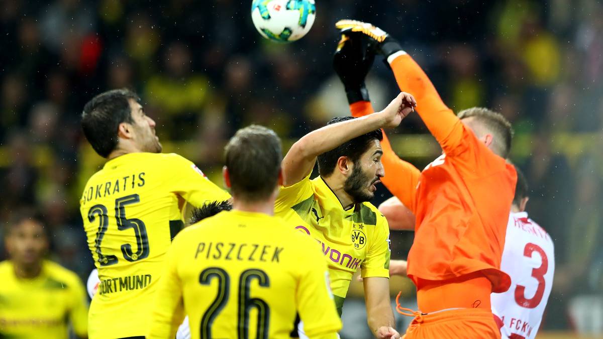 4. SPIELTAG: DORTMUND - KÖLN (5:0). Ein harmloser Zweikampf mit weitreichenden Folgen. Dortmund trifft zum 2:0, doch Schiri Ittrich sieht im Luftkampf ein Foul an Kölns Keeper Horn. Die Zeitlupe zeigt: Der Keeper wird vom eigenen Mann berührt