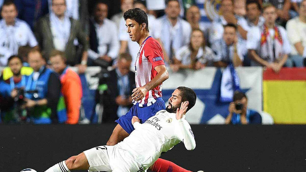 RODRIGO (bis 71.): Agierte im Mittelfeld unauffällig, leistete sich aber auch nicht viele Fehler. Dem 22-Jährigen, der vor der Saison von Villarreal kam, gehört sicher die Zukunft. SPORT1-Note:3