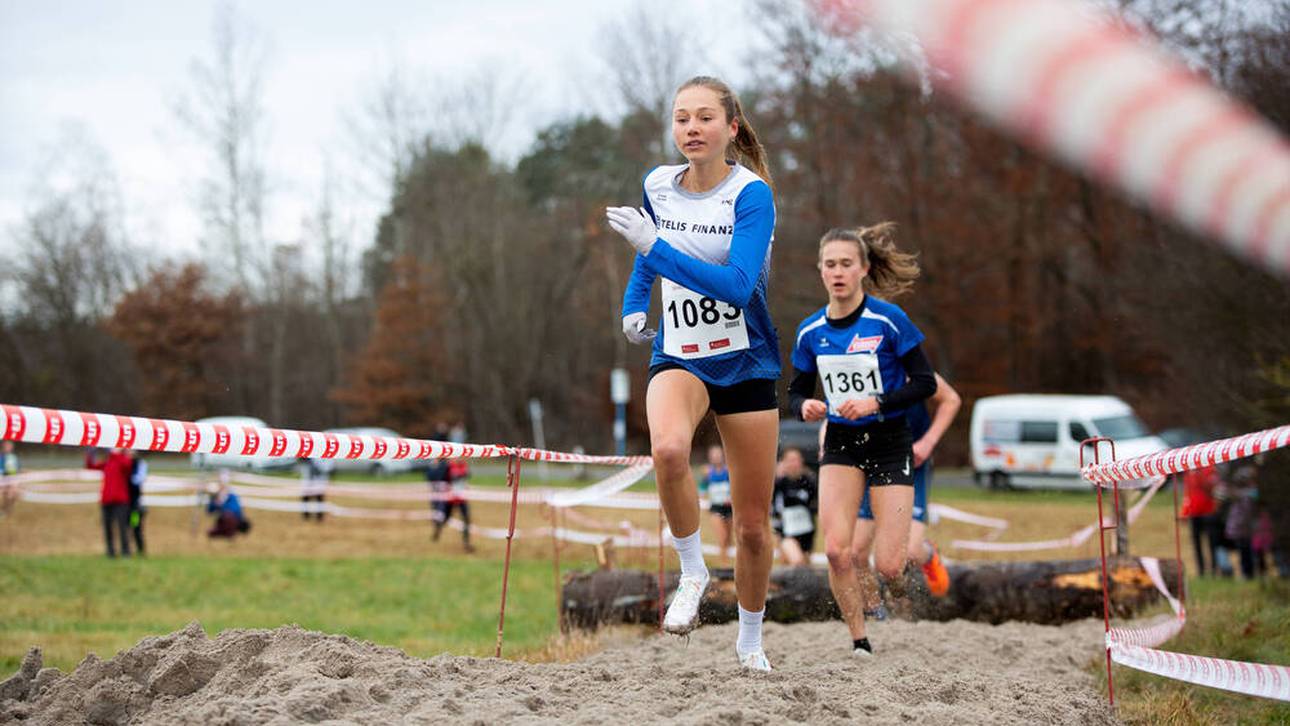 Teenager wandelt auf Klosterhalfens Spuren
