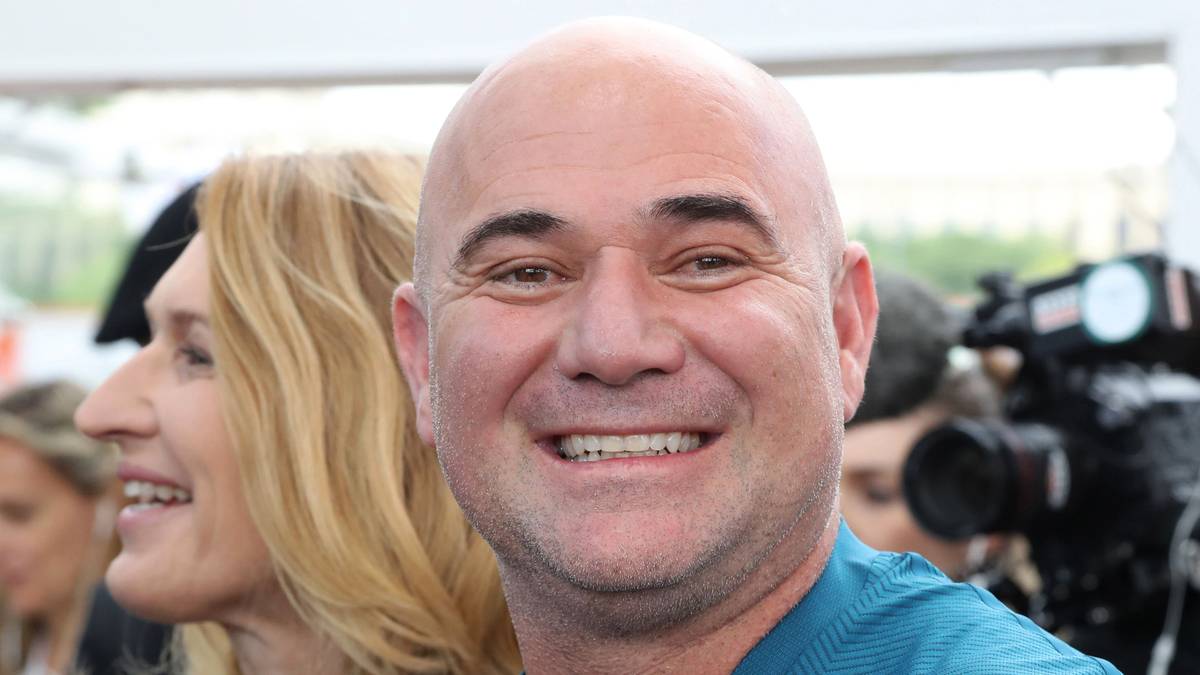 PLATZ 10 - ANDRE AGASSI - 60: Der Ehemann von Steffi Graf konnte sich sechzig Mal in die Siegerliste eintragen. Darunter sind auch alle vier Grand-Slam-Turniere. 101 Wochen residierte Agassi auf dem Tennisthron