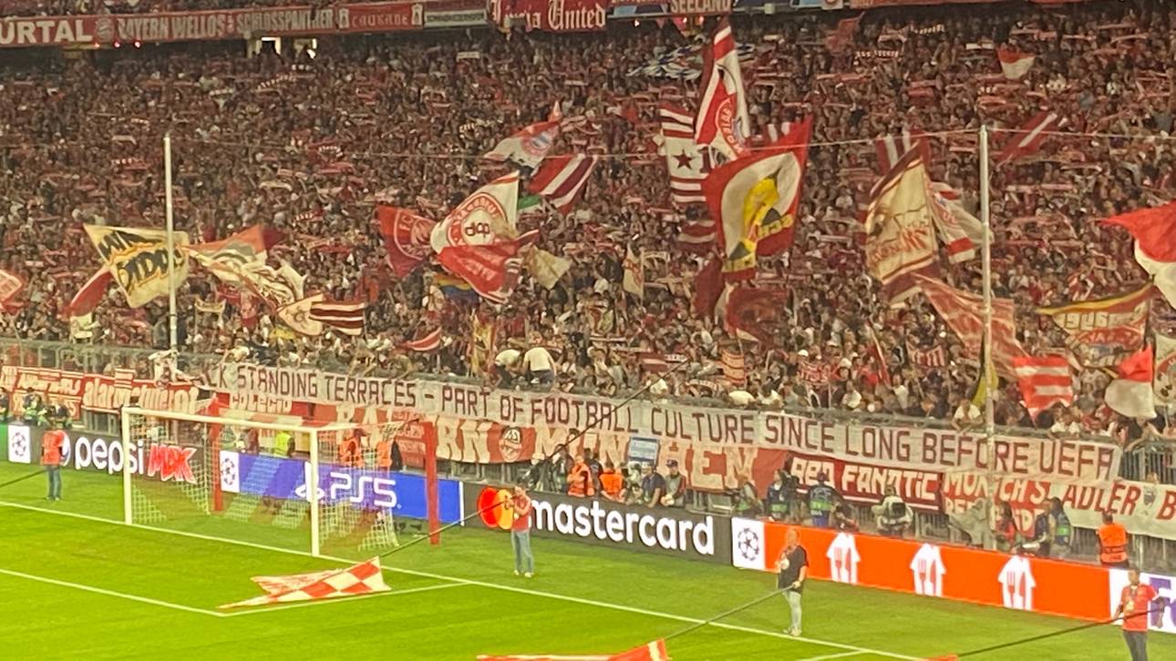 Das Protestbanner der Bayern-Fans