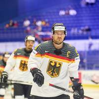 Vize-Weltmeister Moritz Müller führt die deutsche Eishockey-Nationalmannschaft als Kapitän anders als seine Vorgänger.