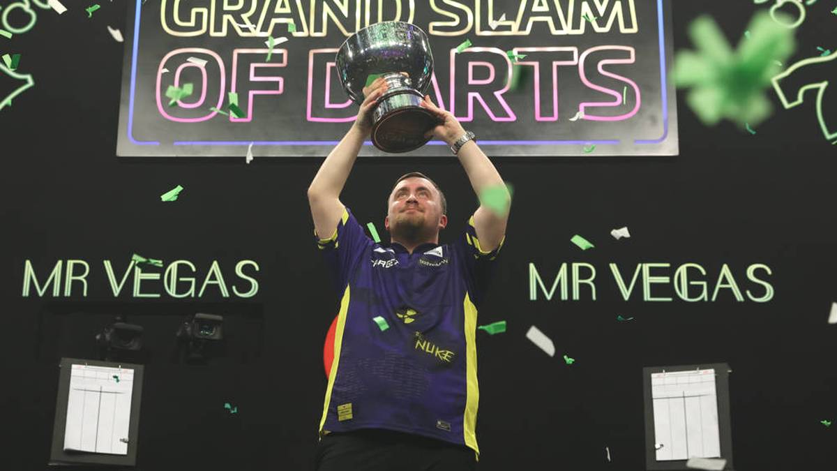 Der 17-Jährige gewann 2024 neben dem Grand Slam of Darts auch die Premier League sowie die World Series of Darts Finals. 