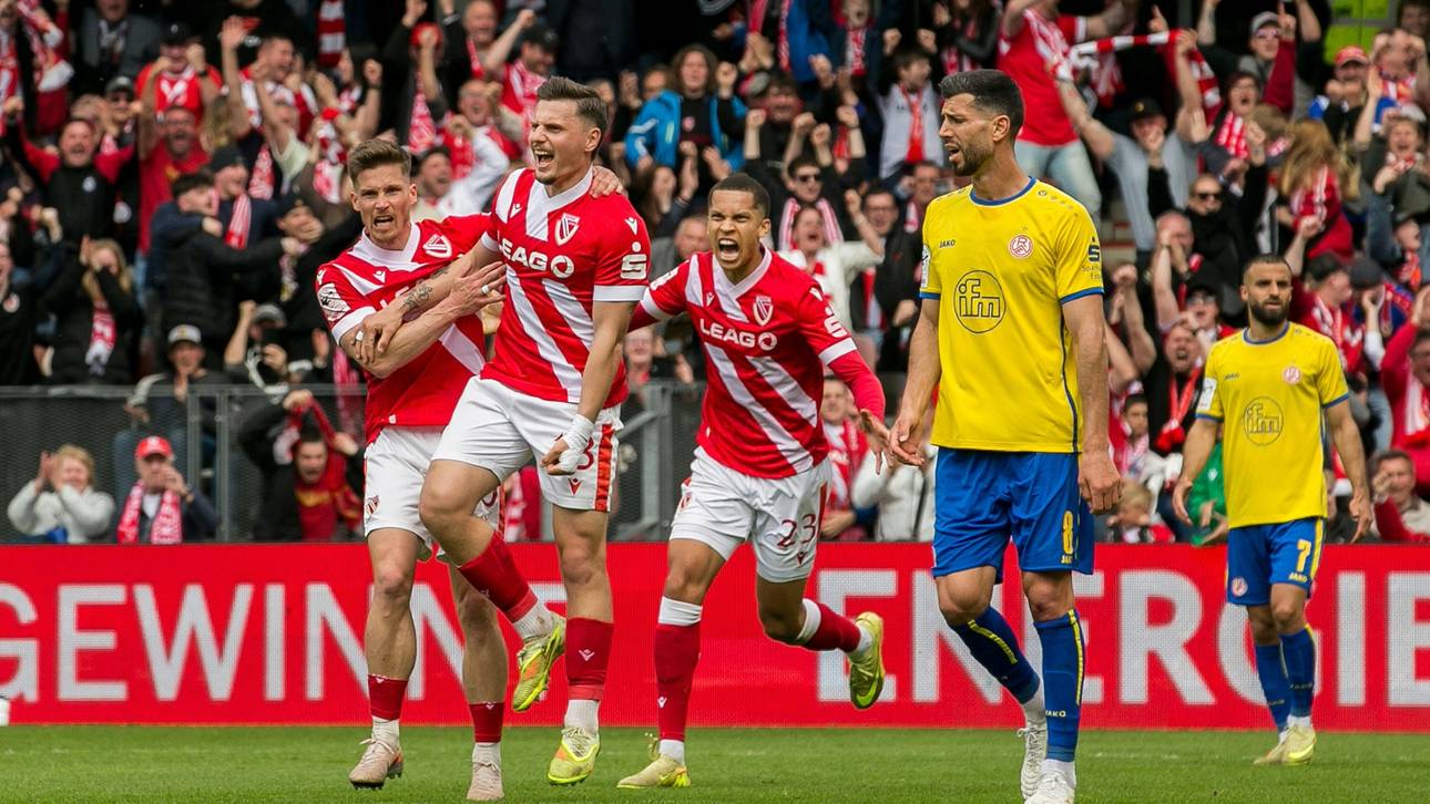 Hattrick-Wahnsinn! 1:3 noch gedreht