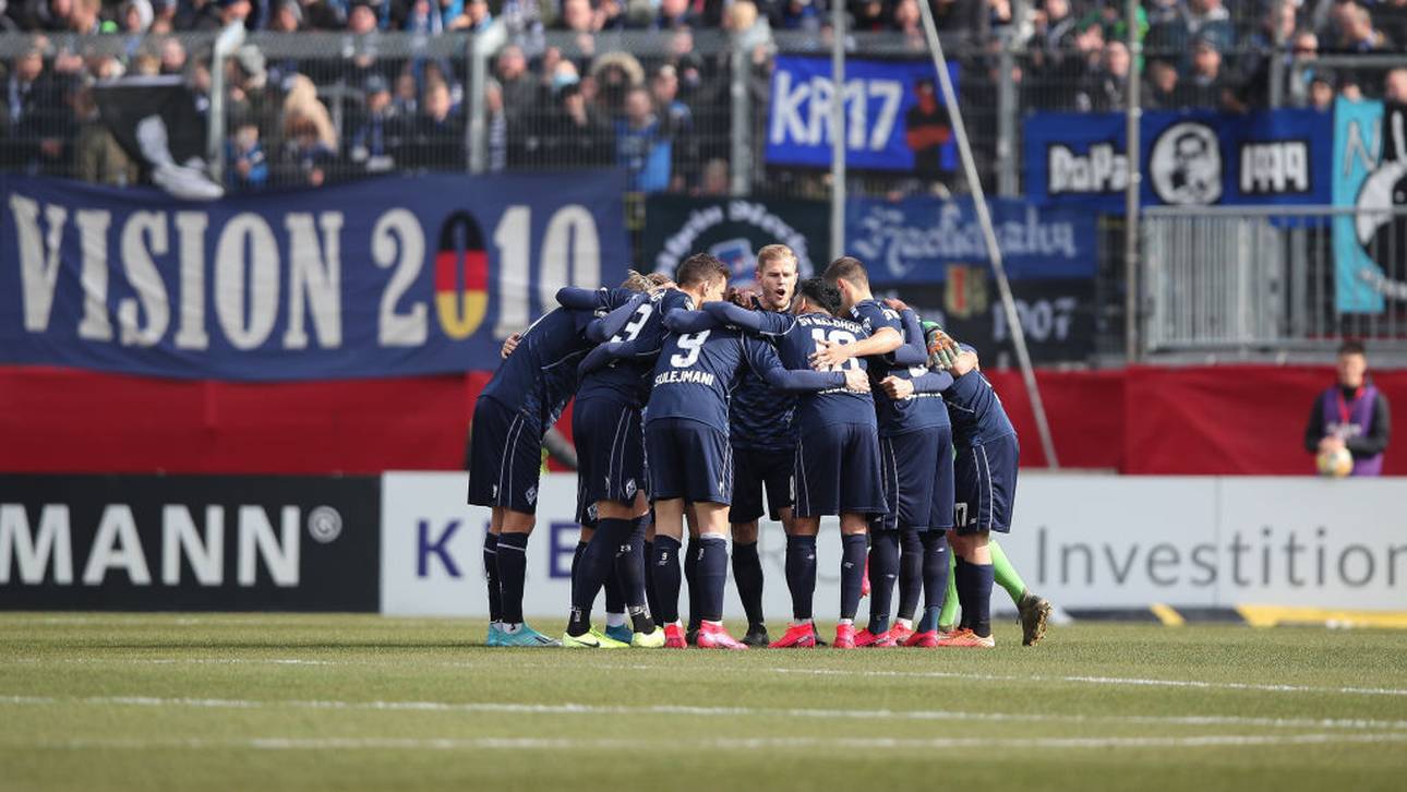 3. Liga: Acht Klubs fordern Abbruch