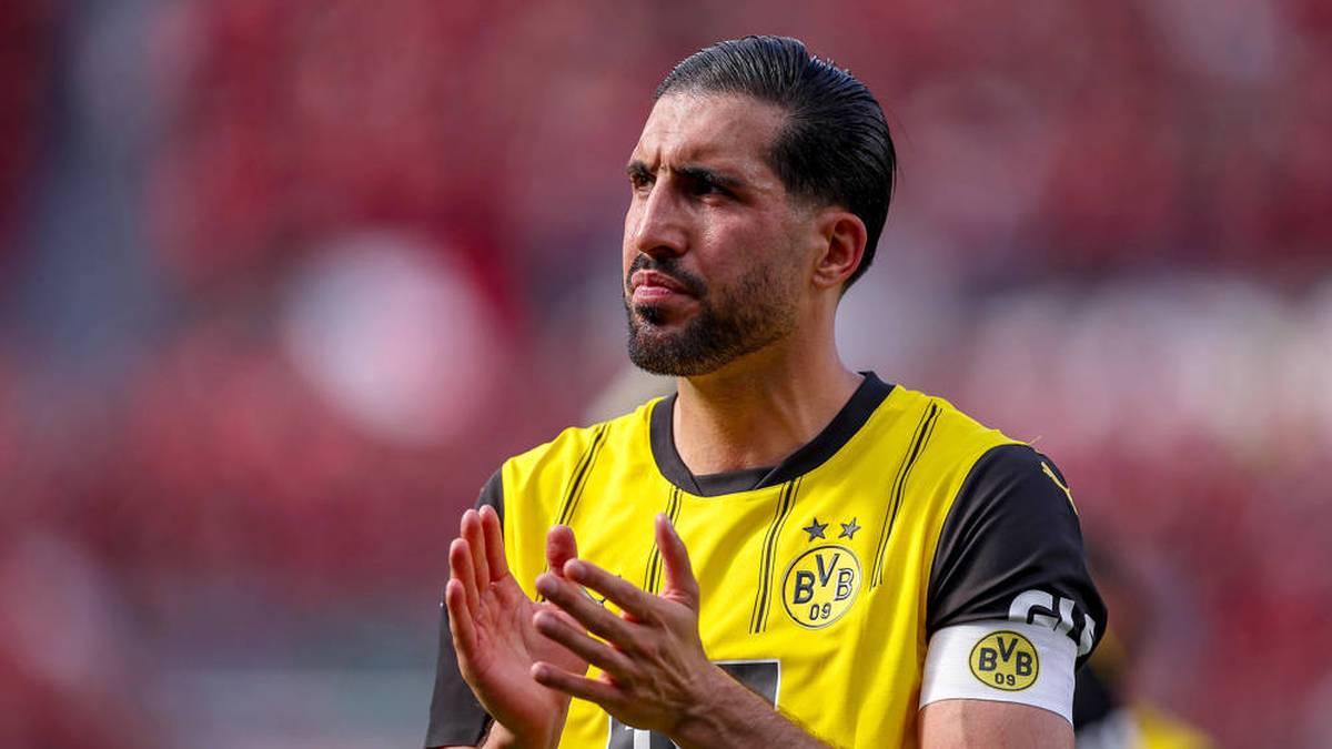 Borussia Dortmund: Emre Can bleibt ebenfalls Kapitän bei seinem Klub. Seit 2020 spielt er für den BVB und darf ihn nun zum dritten Mal als Kapitän anführen. 