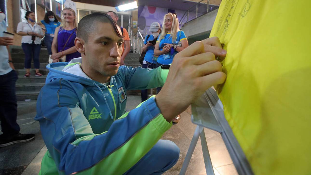 Ukrainischer Sportstar greift zur Waffe