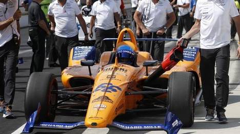 Hat McLaren beim ersten Indy-Test das Lenkrad vergessen? Nicht so ganz...