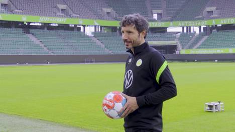 Mark van Bommel wurde als neuer Trainer des VfL Wolfsburg vorgestellt. Wird der "Aggressive-Leader" mit dem meinungsstarken Geschäftsführer Jörg Schmadtke harmonieren?