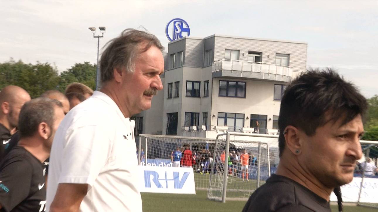Schalke: Neururer wartet auf Signal