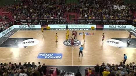 Spiel Highlights zu Tigers Tübingen - FC Bayern München Basketball (1)
