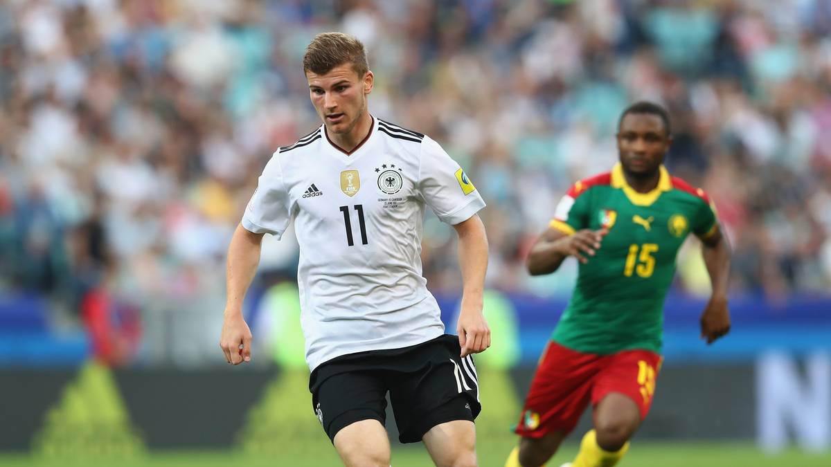 TIMO WERNER: Auch der Leipziger kam erstmals in Russland von Beginn an zum Zug. Agierte als einzige Spitze. Bewegte sich am Rande der Abseitslinie, überlief diese meist aber einen Moment zu früh. Im Abschluss zunächst überhastet. Dann aber per Flugkopfball mit seiner Torpremiere im DFB-Dress (66.). Legte das zweite gleich nach (81.). SPORT1-Note: 1,5