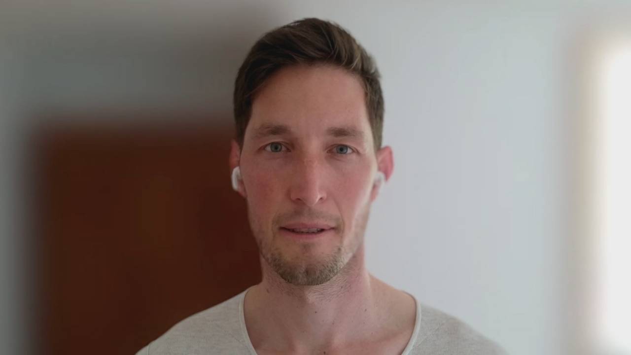 Svensson und Referee versöhnen sich