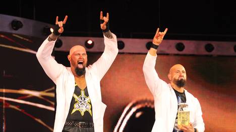 Luke Gallows (l.) und Karl Anderson haben ihr Debüt bei Impact Wrestling gefeiert