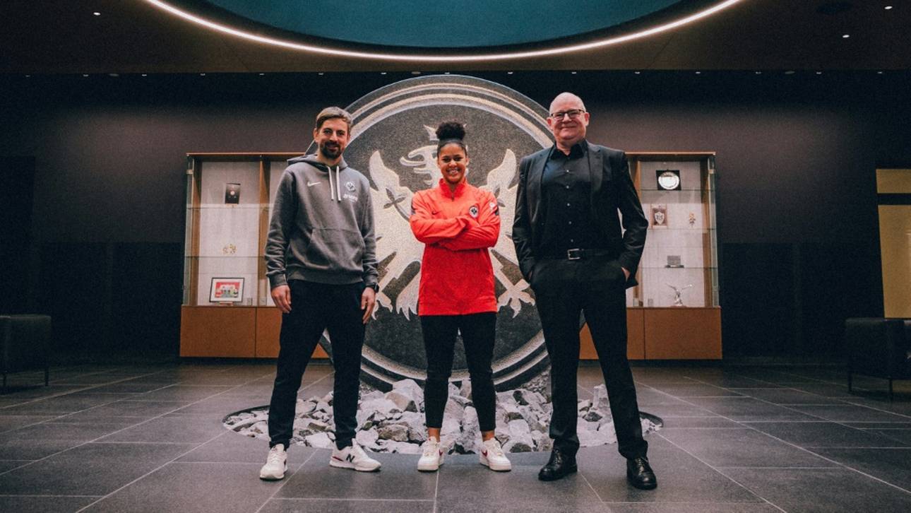 Martinez bleibt bei der Eintracht