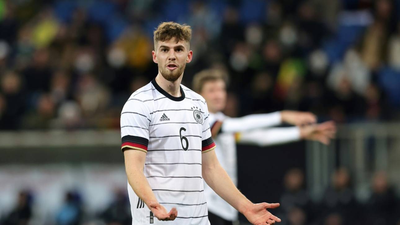 DFB-Debütant Stach schwärmt: Müller „ein super Kerl“