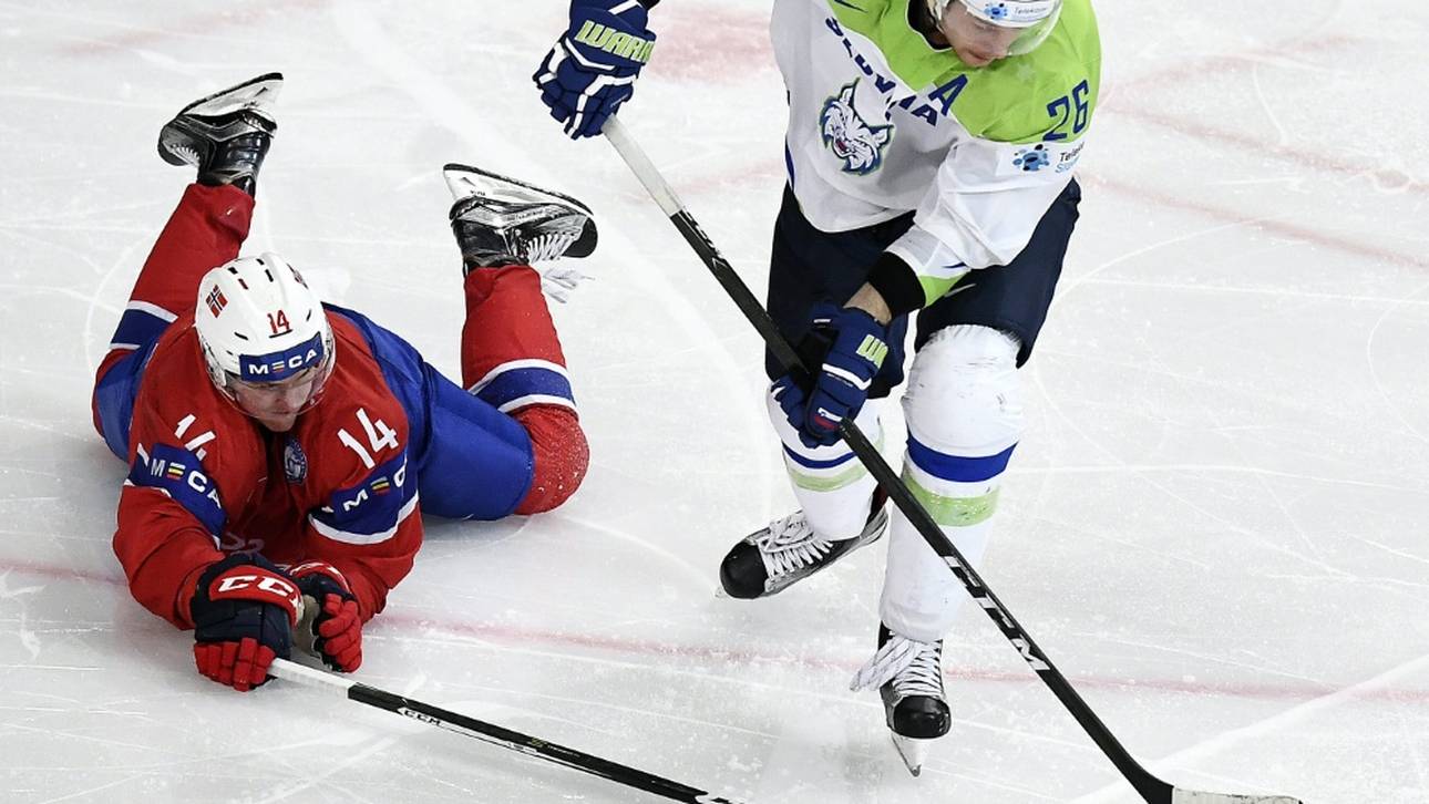 Bremerhavens Stürmer Urbas positiv