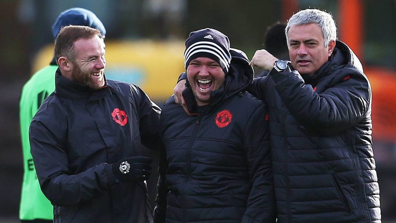Wayne Rooney, Rod Thornley und Jose Mourinho beim Europa-League-Training 