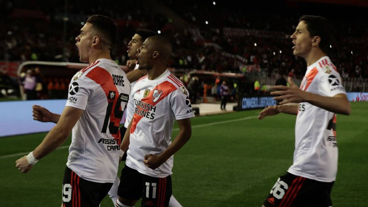 River Plate legt im Superclasico vor