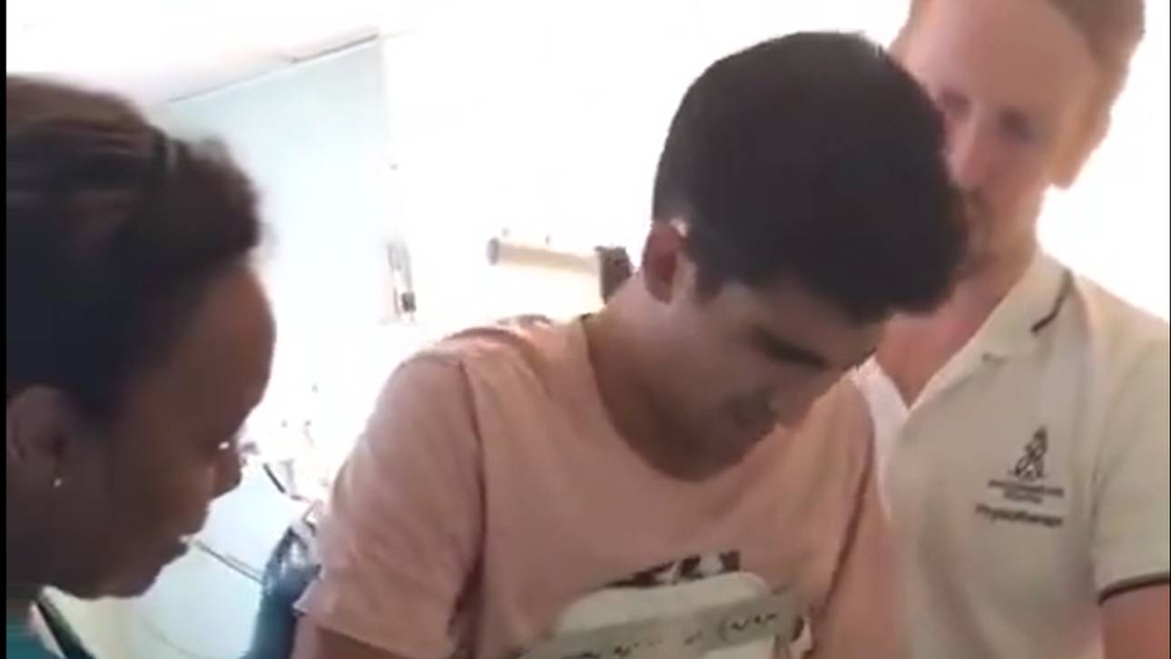 Correa macht erste Stehversuche