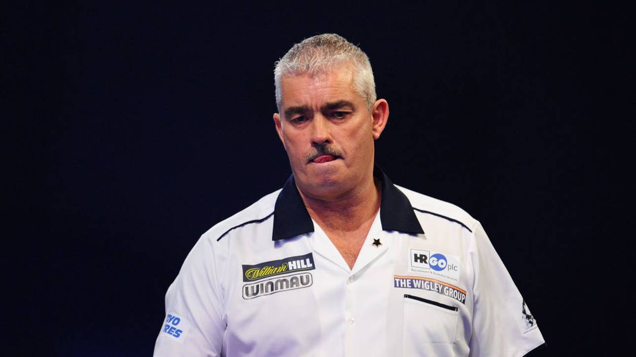 Außenseiter blamiert Bronzed Adonis