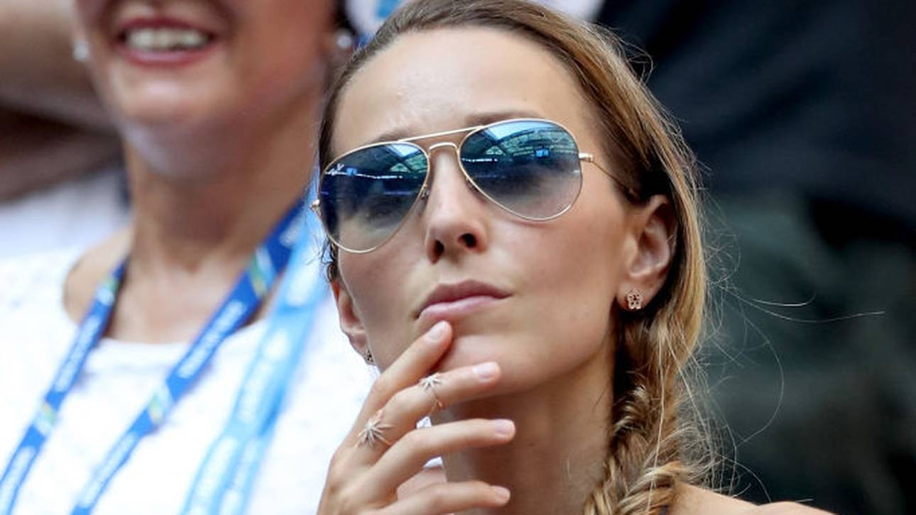 So leidet die Frau eines Superstars