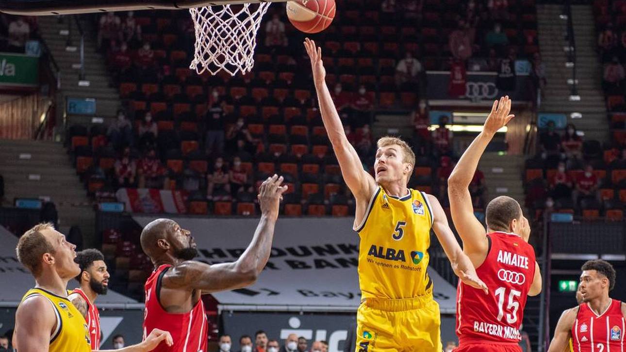 Niels Giffey (5) war eine der Säulen der 2021-Meistermannschaft von ALBA Berlin