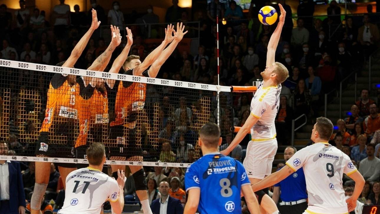 Historisches Comeback! Berlin ist Meister