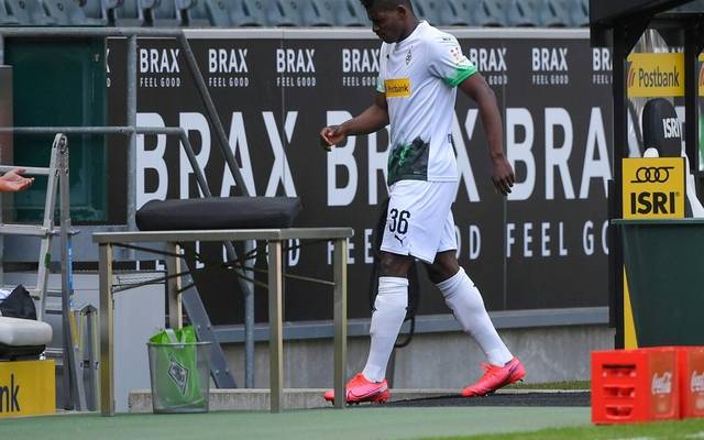 Moglicher Corona Verstoss Gladbach Streicht Embolo Fur Bremen Spiel