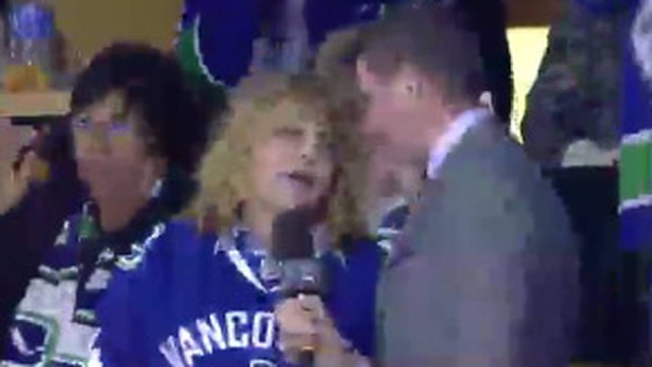 Mutter von Canucks-Profi flippt aus