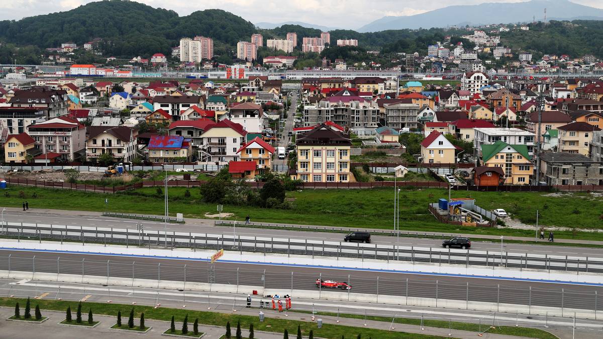 Einen Blick für die Kulisse haben die Fahrer während ihrer Runde wohl kaum