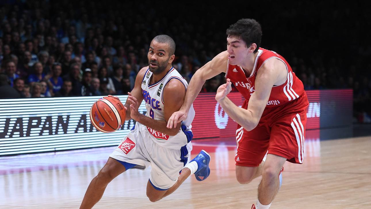 Frankreich stürmt ins Viertelfinale