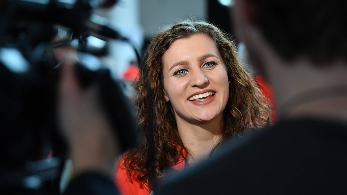 SNOWBOARD - RAMONA HOFMEISTER (Parallel-Riesenslalom): Medaillenfavoritin