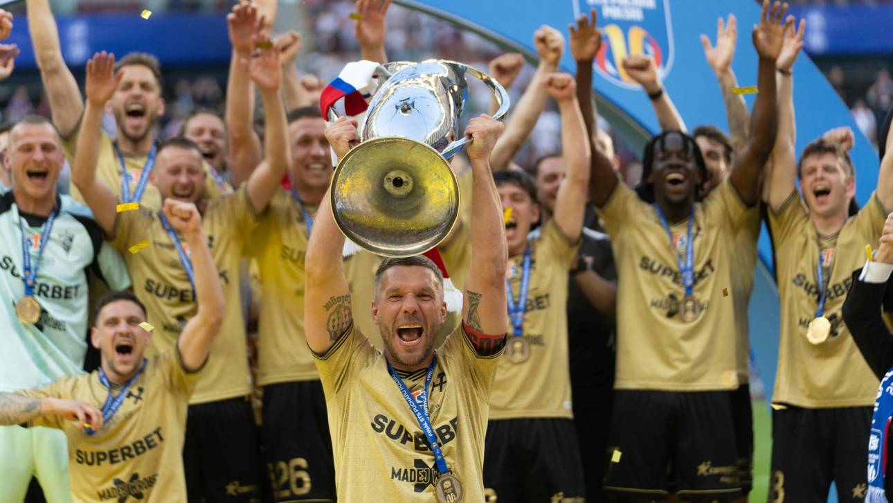 Podolski: Pokalsieg mit Zabrze – und noch ein Jahr als Profi?