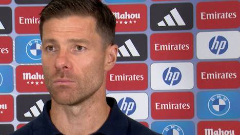 Real Madrids Trainer Xabi Alonso zeigt sich nach dem 2:0-Sieg gegen Espanyol zufrieden. Die Mannschaft sei solide aufgetreten, habe aber im letzten Drittel "ein bisschen mehr Brillanz" vermissen lassen.