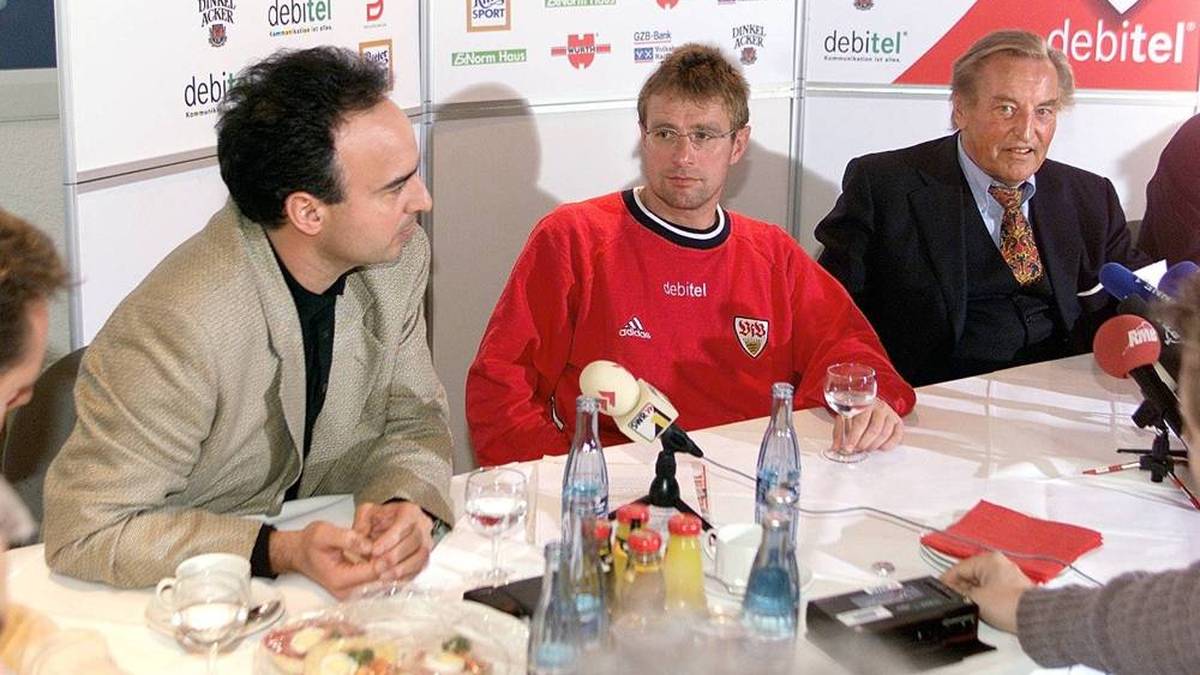 Ralf Rangnick mit den damaligen VfB-Bossen Hansi Müller (l.) und Gerhard Mayer-Vorfelder