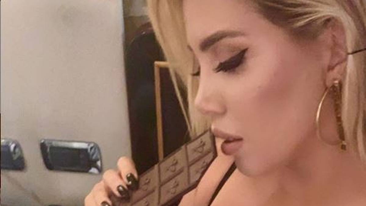 Wer wird denn da zum Schokoladen-Junkie? Wanda Icardi überkommt Heißhunger auf Kakaohaltiges