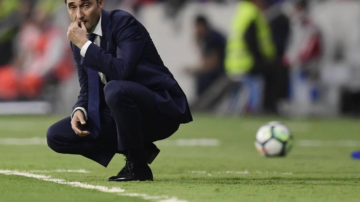PLATZ 7 - ERNESTO VALVERDE (FC BARCELONA): Nahm im Sommer einen der schwierigsten Posten im Weltfußball an. Soll Messi noch besser machen, obwohl Neymar nicht mehr da ist