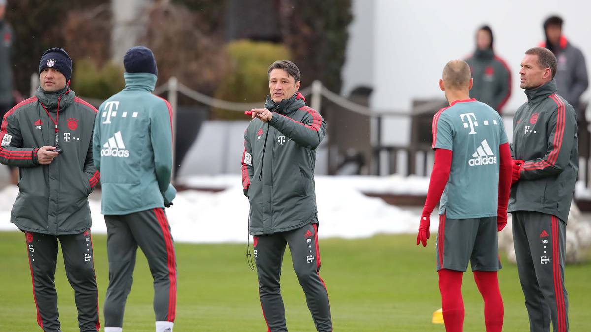 Bayern-Trainer Niko Kovac leitet eine Trainingseinheit