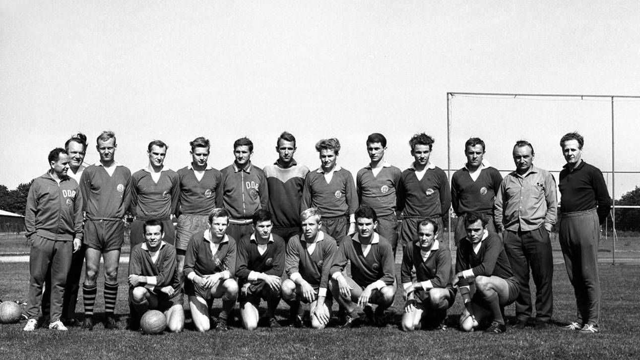Jürgen Nöldner mit der DDR-Nationalmannschaft im Jahr 1964