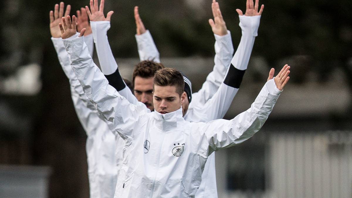 JULIAN WEIGL (Borussia Dortmund): Der Shootingstar der letzten Saison ist in dieser Saison ein Gesicht der Dortmunder Krise. Sein Leistungsabfall ist auch dem Bundestrainer nicht verborgen geblieben. Seit geraumer Zeit nicht berücksichtigt. Seine Nominierung wäre eine Überraschung