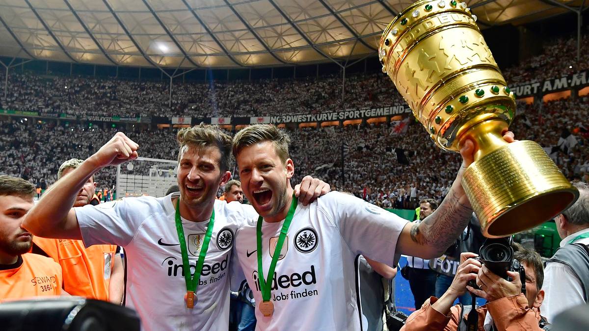 Routiniers unter sich: David Abraham und Marco Russ lassen ihren Emotionen freien Lauf