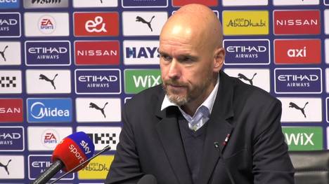 Cristiano Ronaldo scheint bei Manchester United zunehmend in die Reservistenrolle zu schlüpfen, auch im Derby gegen City kam er nicht zum Einsatz. Das habe aber andere Gründe, so Coach Erik ten Hag.