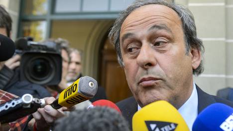 Michel Platini trat nach der Bestätigung seiner Sperre als UEFA-Präsident zurück
