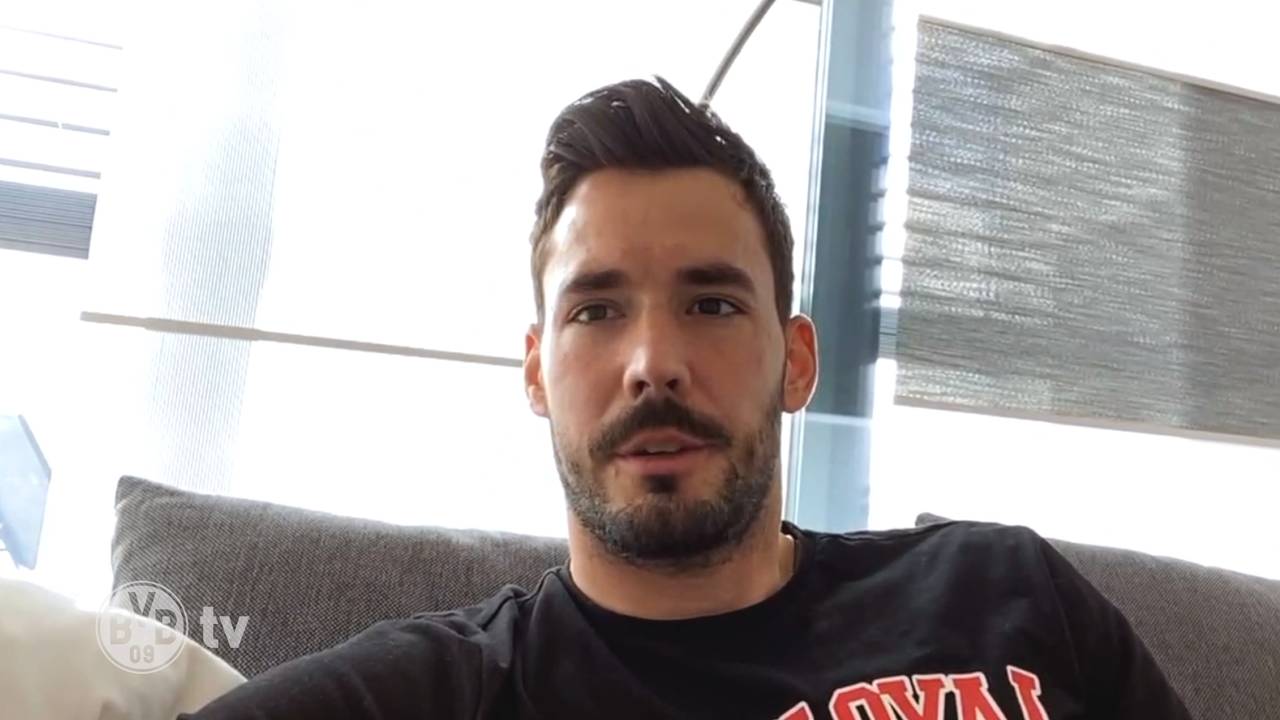 Roman Bürki spricht im BVB-Feiertagsmagazin über seine Vertragsverlängerung