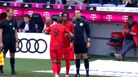 Der FC Bayern sucht für die kommende Saison einen Vertreter für seinen Vielspieler im Sturmzentrum. Gibt es die Ideallösung bereits im Kader?