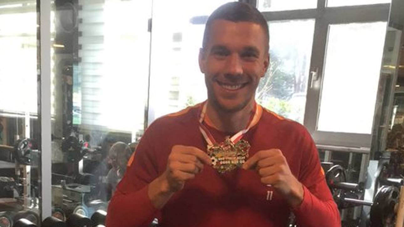 Podolski schickt Alaaf aus Istanbul