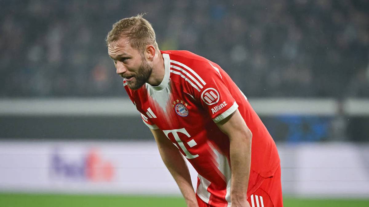 Deswegen und weil er mit Gelb vorbelastet war, war seine Auswechslung in der Halbzeitpause folgerichtig. Für ihn kam Alphonso Davies. SPORT1-Note: 4